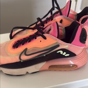 Nike Pink and Black Air Max Sneakers 8 1/2